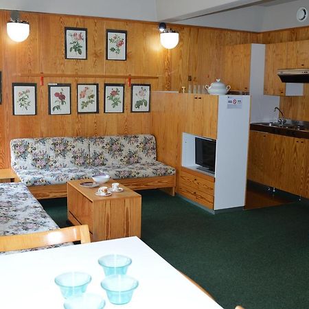 Appartamenti Vacanze Casa -Residence Albare - Check In Vacanze Casa - Marilleva 900 Екстер'єр фото